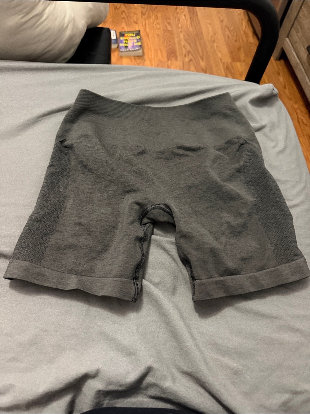 Alphalete Seamless High-Waist Bike Shorts - Charcoal